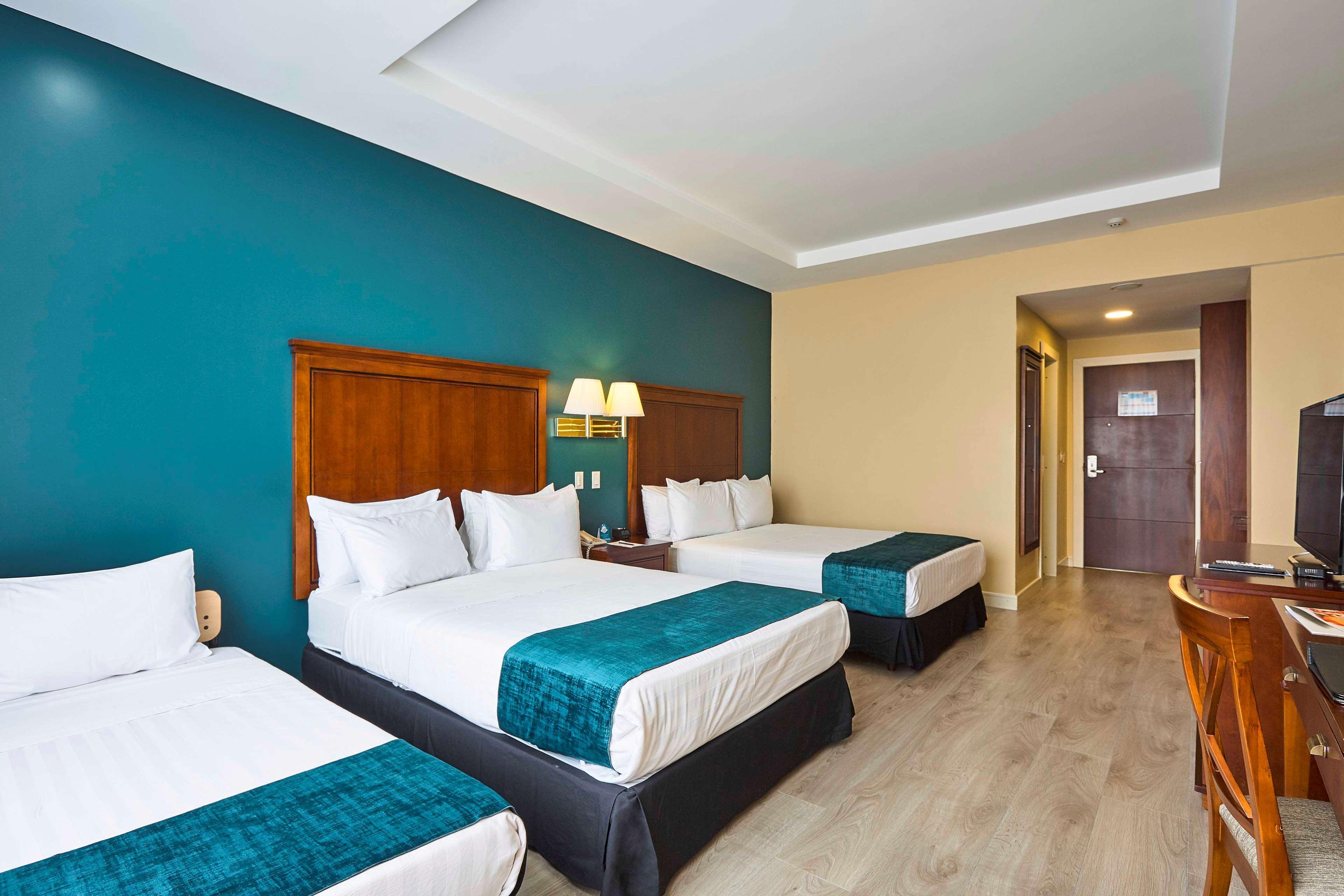 Sonesta Hotel Loja Exterior photo
