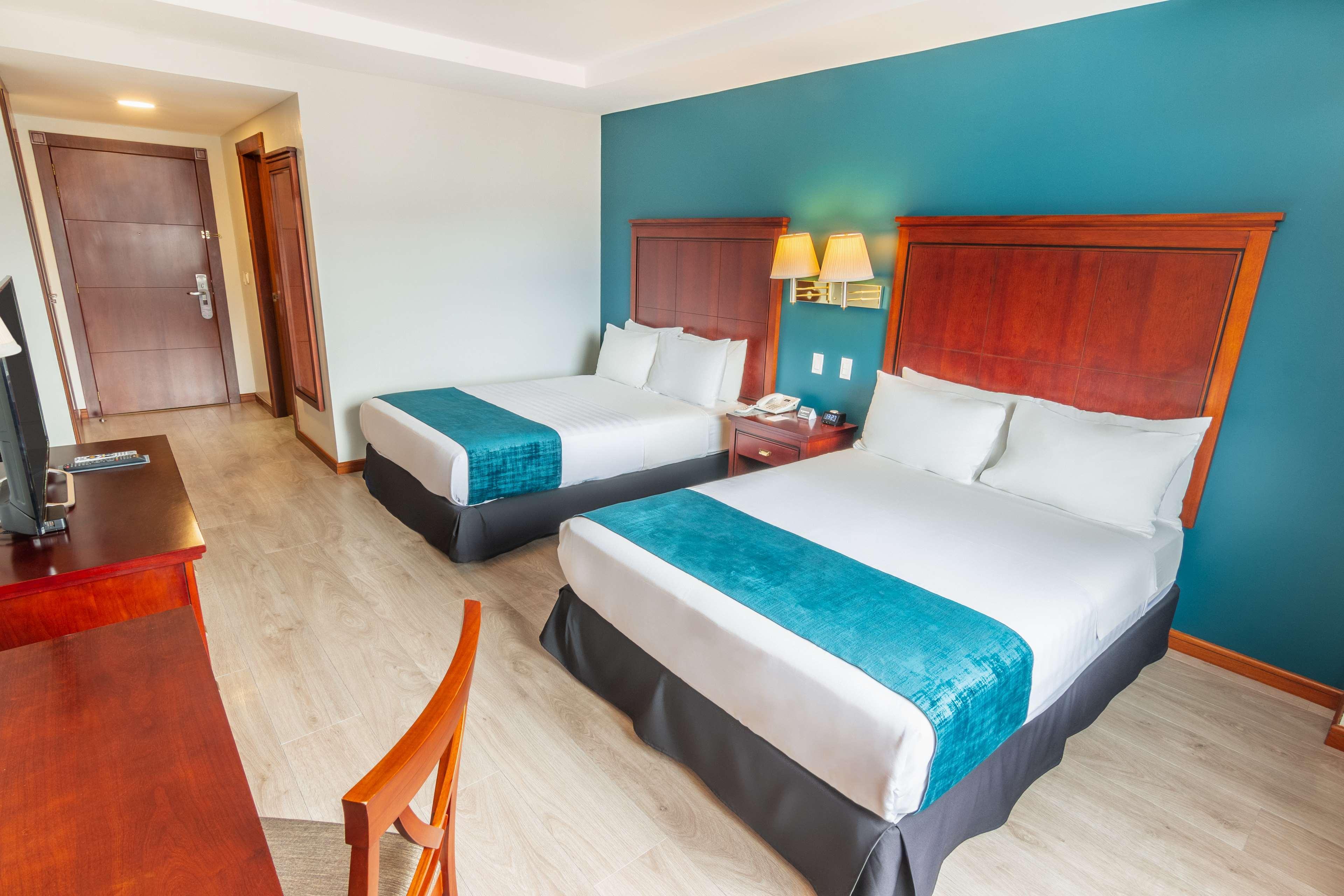 Sonesta Hotel Loja Exterior photo