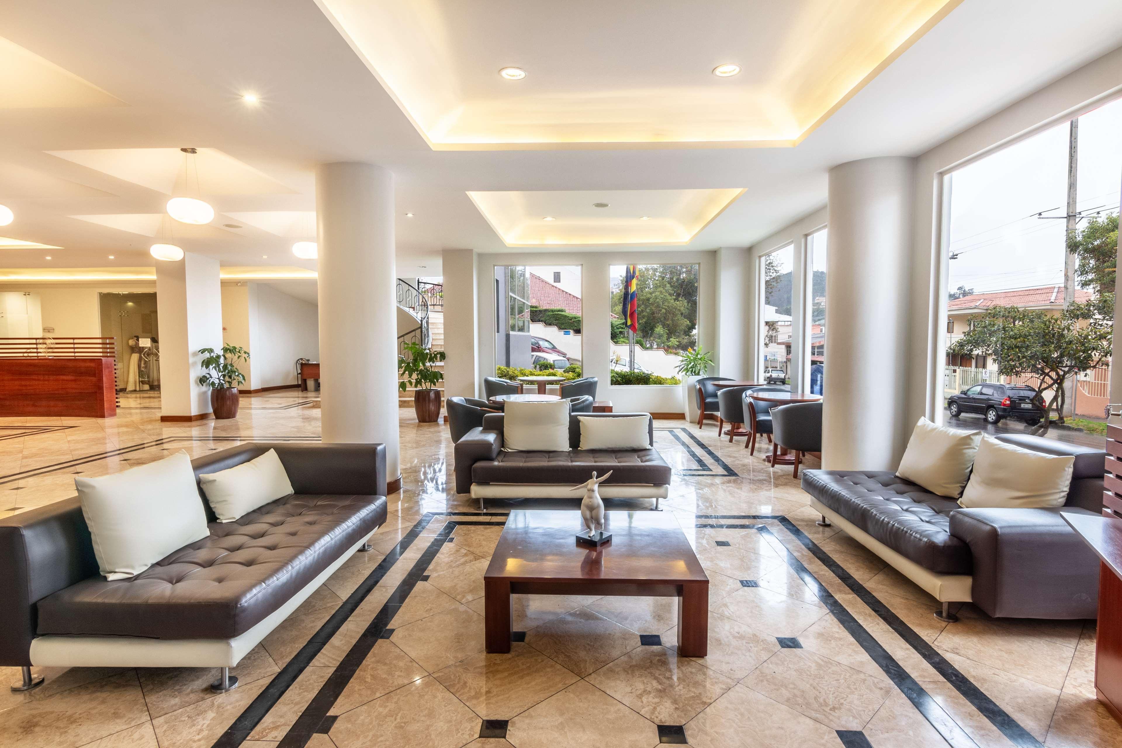 Sonesta Hotel Loja Exterior photo